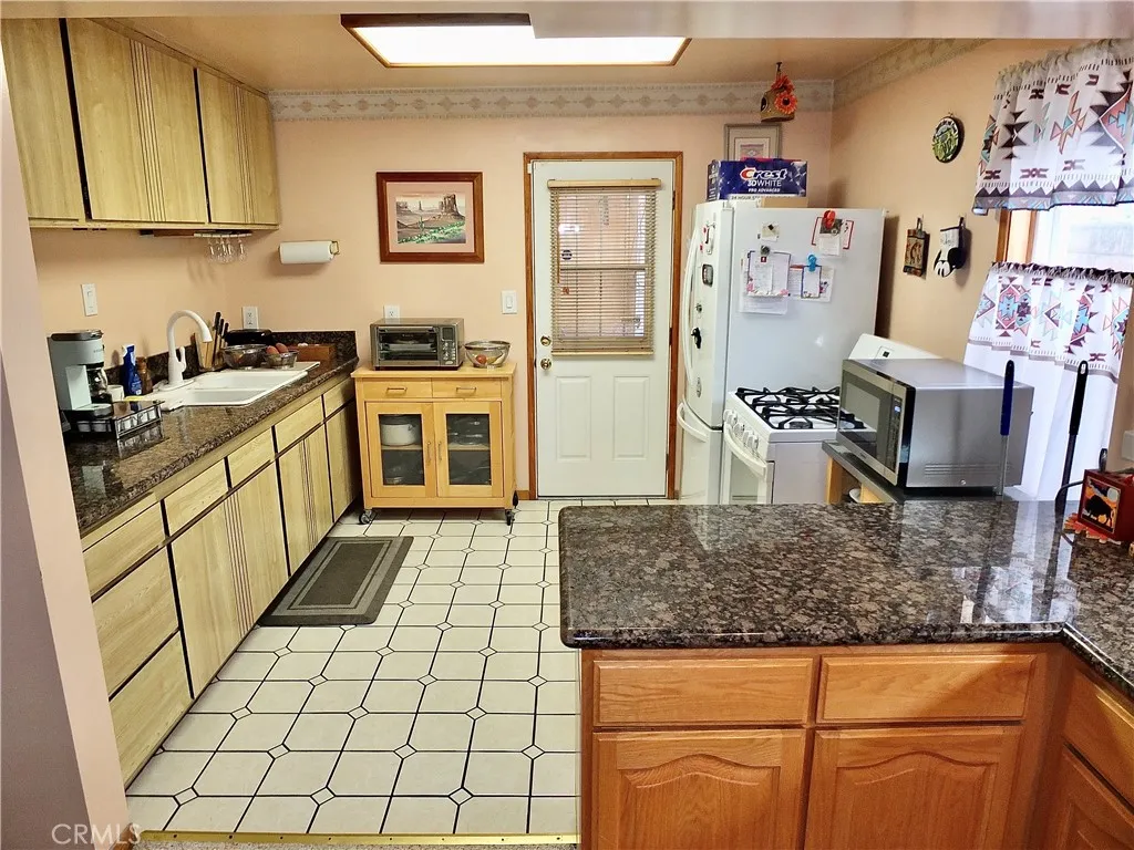 Additional image 5 of 4907 W 139th St, Hawthorne, CA 90250