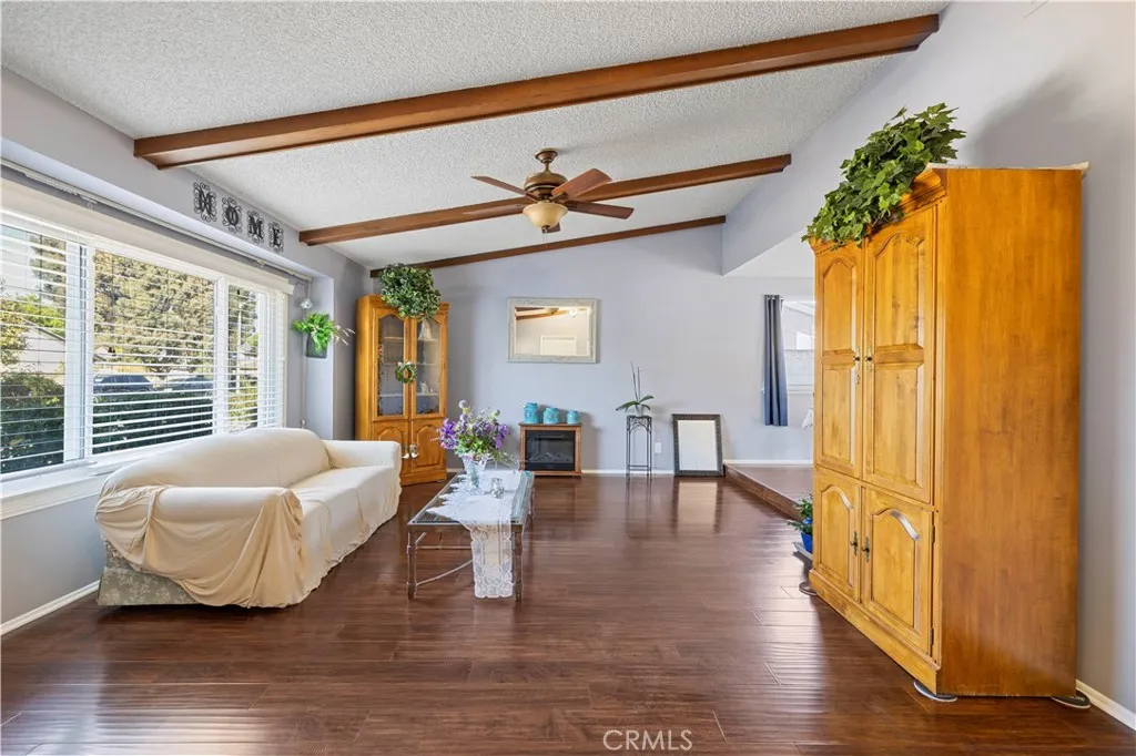 Additional image 7 of 19648 Lonerock St, Canyon Country, CA 91351