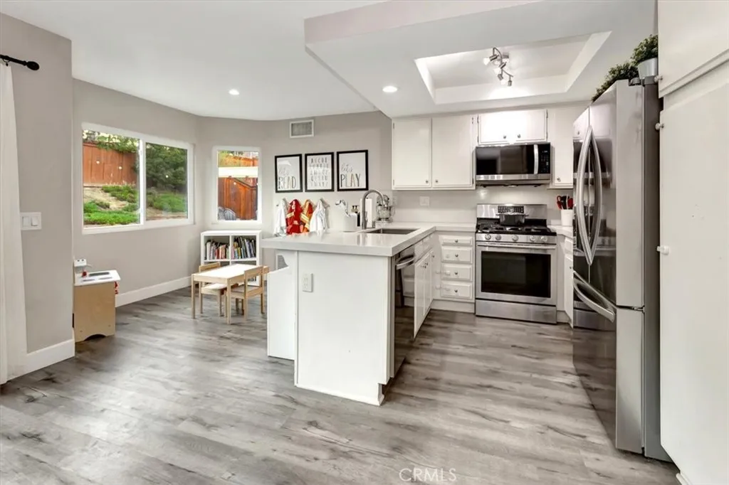 Additional image 8 of 21401 Kirkwall Ln, Lake Forest, CA 92630