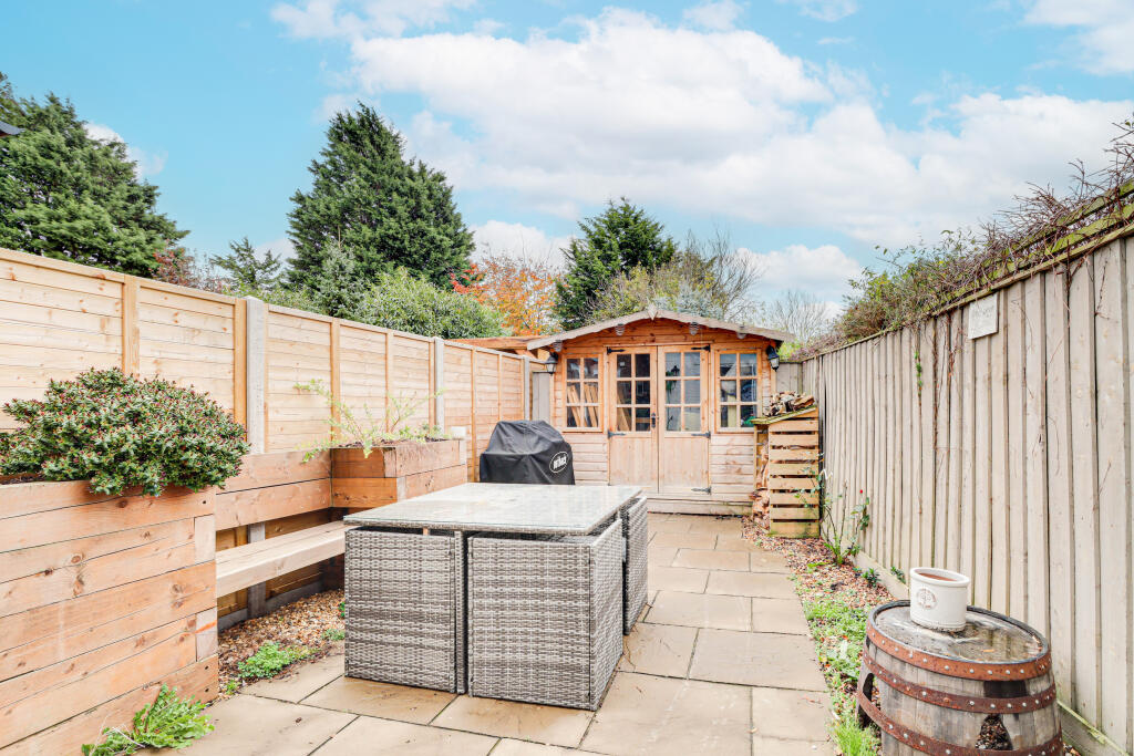 Additional image 18 of Waterside, London Colney, AL2