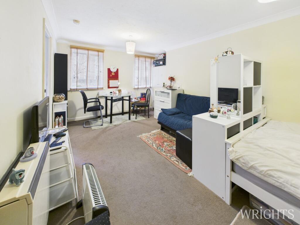 Additional image 7 of Walsingham Close, Hatfield, AL10