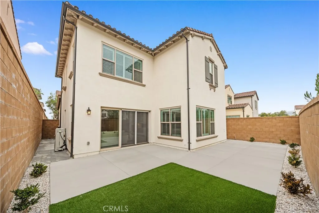 Additional image 16 of 118 Glydon, Irvine, CA 92618
