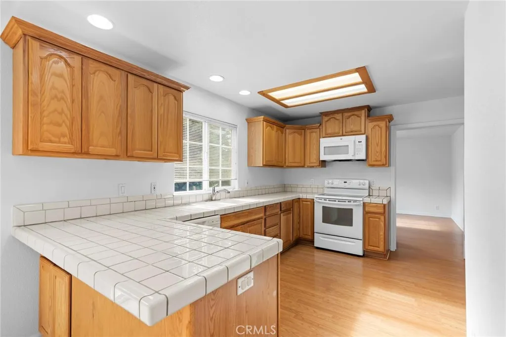 Additional image 17 of 10015 Emerald Drive, Kelseyville, CA 95451