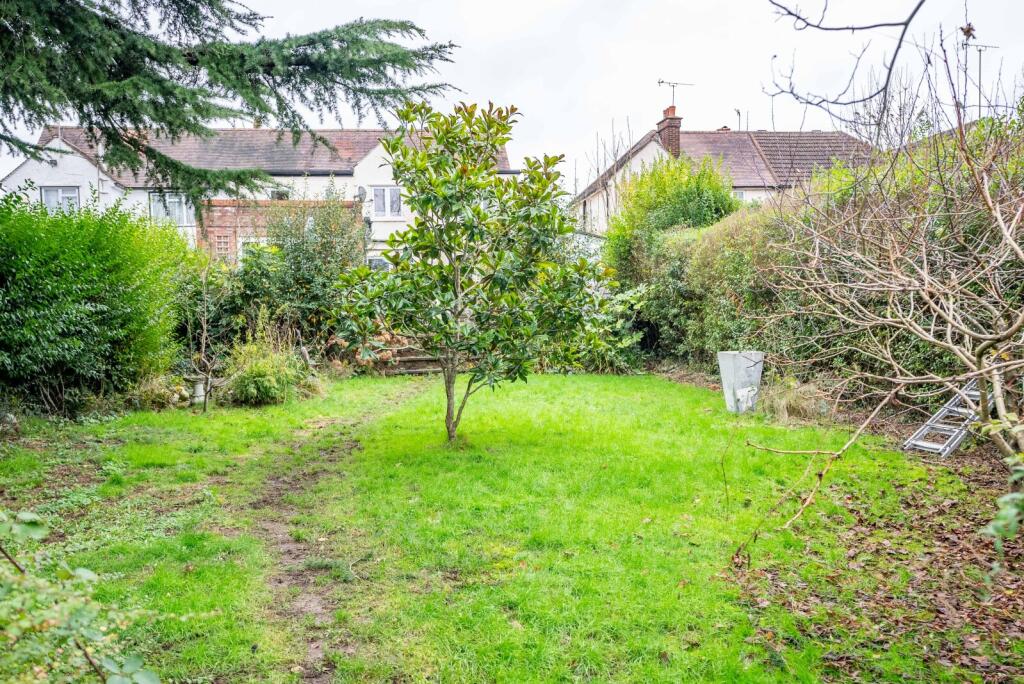 Additional image 20 of Radlett Road, Frogmore, St. Albans, Hertfordshire, AL2