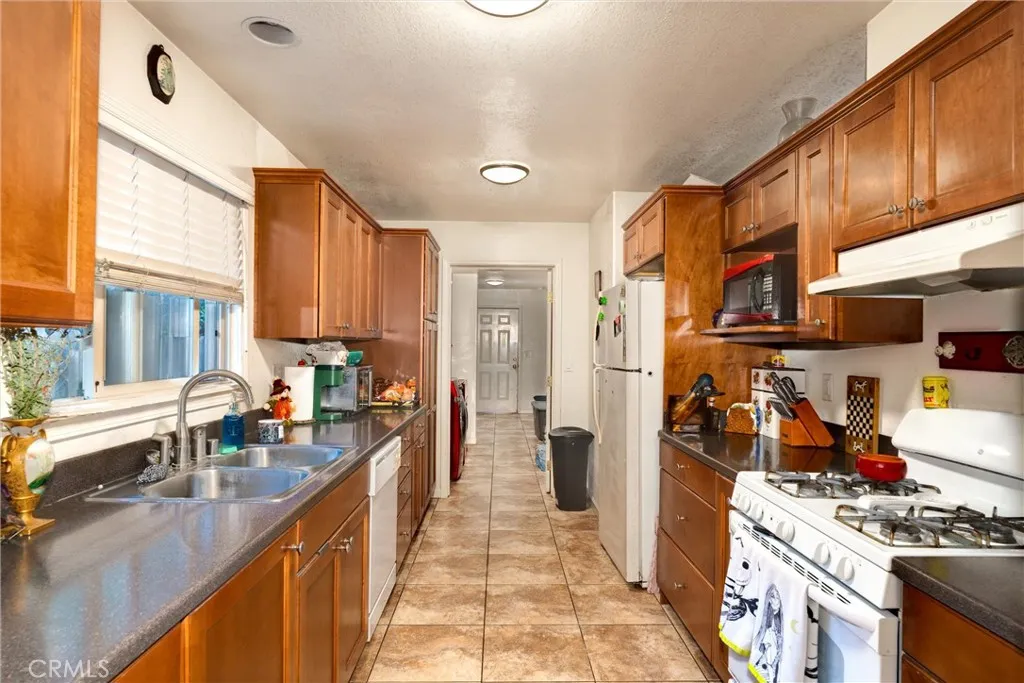 Additional image 44 of 1077 E 8th St, Chico, CA 95928