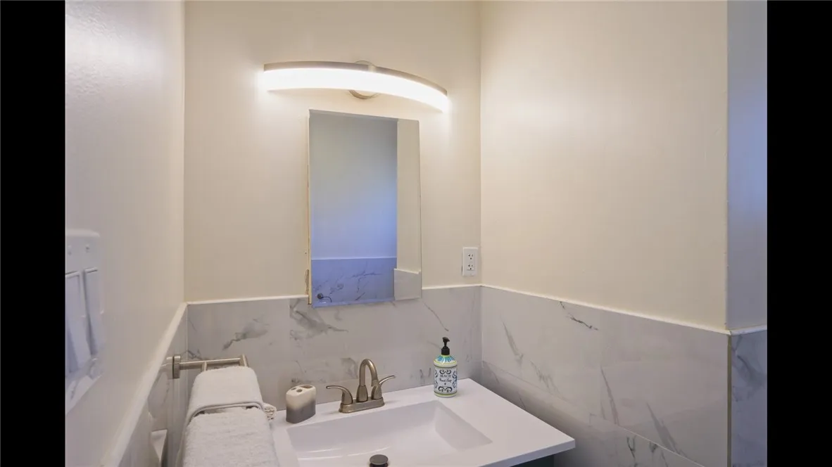 Additional image 78 of 3206 Candlewood Drive, Bakersfield, CA 93306