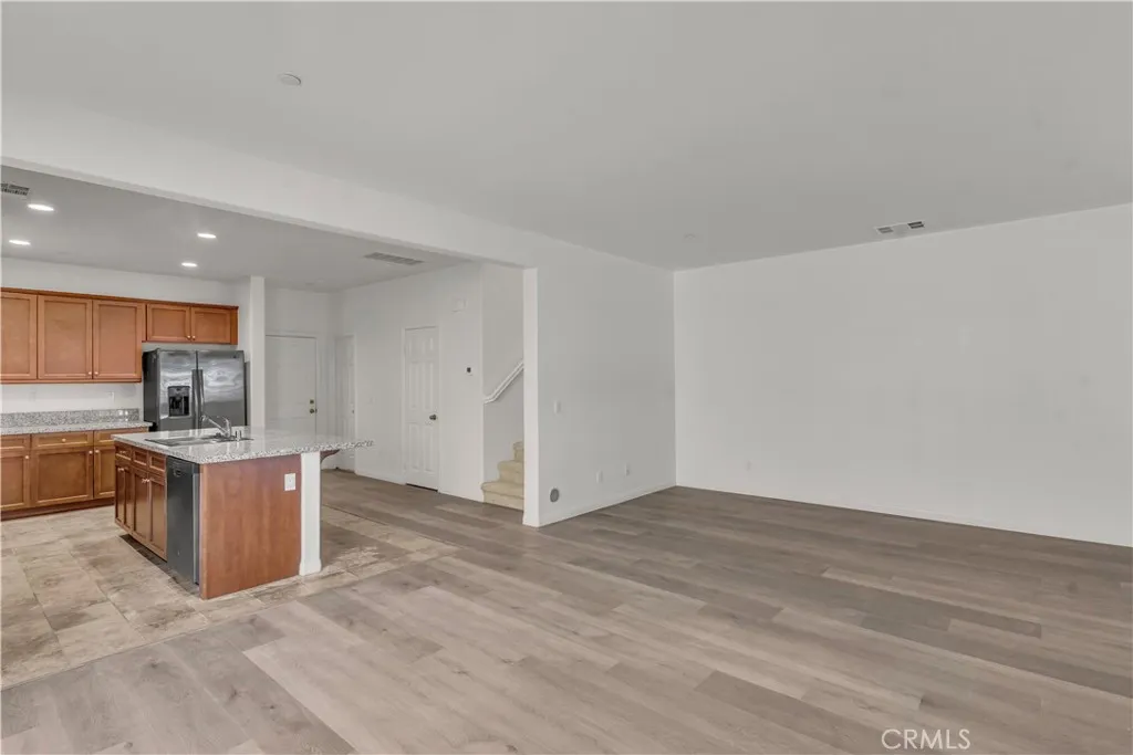 Additional image 9 of 687 S Fillmore Ave, Rialto, CA 92376