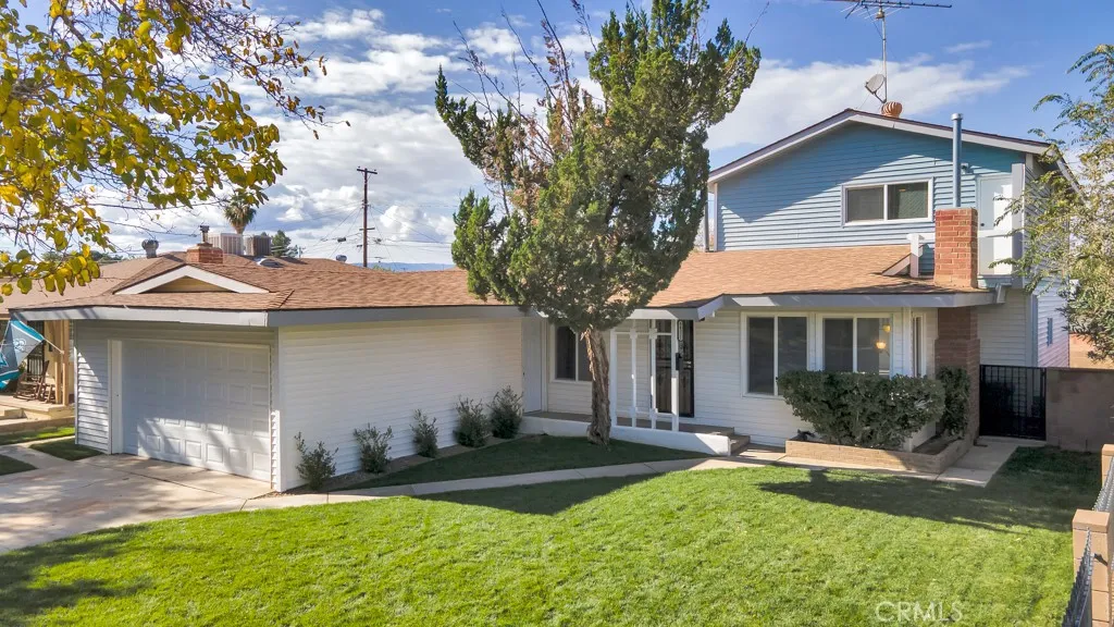 Additional image 45 of 44321 4th Street E, Lancaster, CA 93535