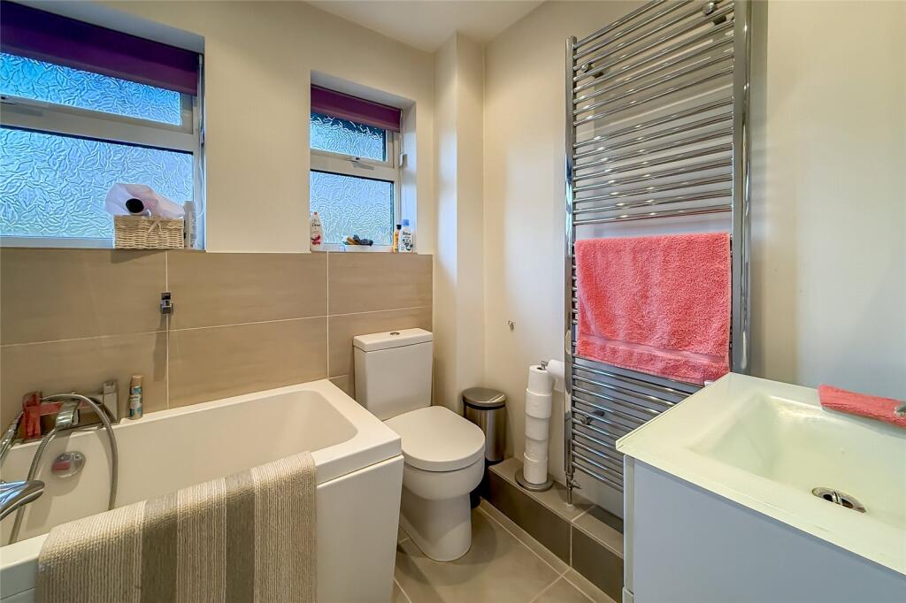 Additional image 21 of Tiverton Court, Harpenden, Hertfordshire, AL5