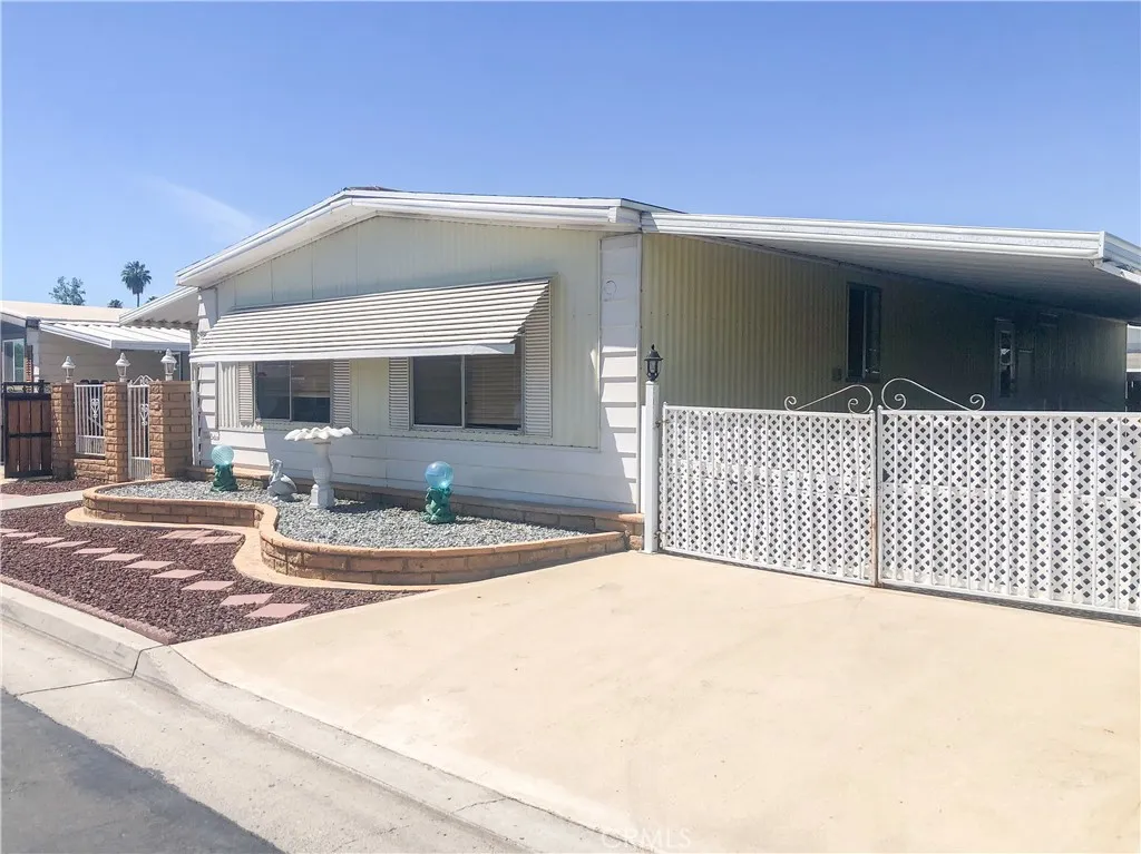 Additional image 26 of 400 E Roberts Ln Unit 99, Bakersfield, CA 93308