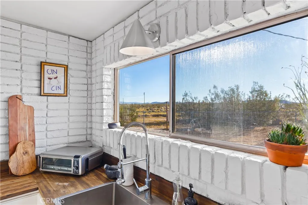 Additional image 7 of 60611 Birdie Ln, Landers, CA 92285