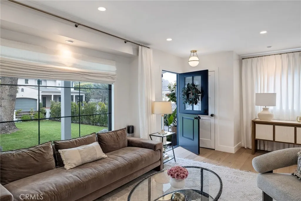 Additional image 87 of 1326 Voorhees Ave., Manhattan Beach, CA 90266