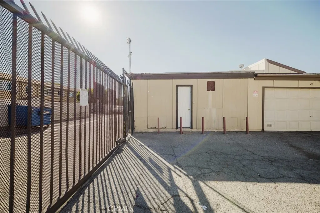 Additional image 30 of 9318 Van Nuys Boulevard Unit 26, Panorama City, CA 91402