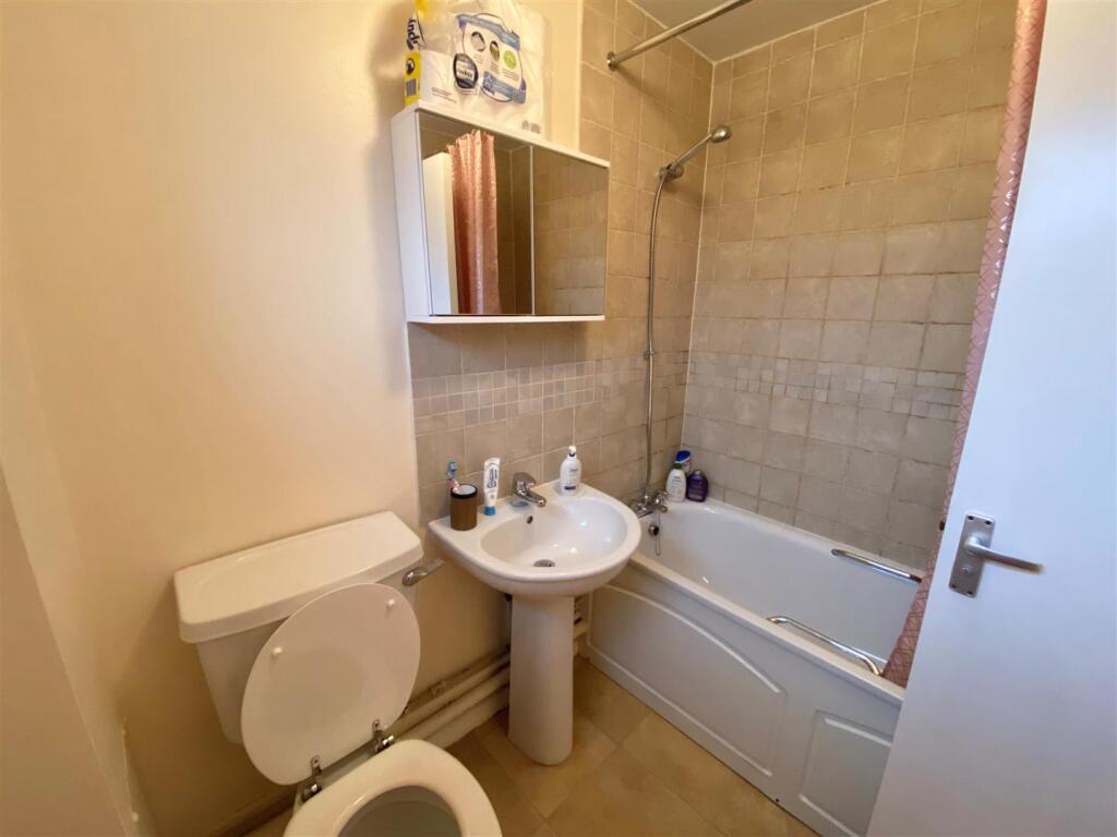 Additional image 7 of Woods Avenue, Hatfield