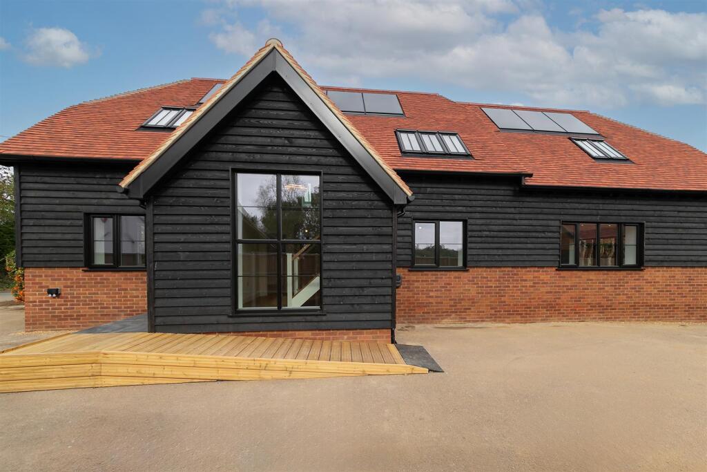 Warrengate Road, Brookmans Park