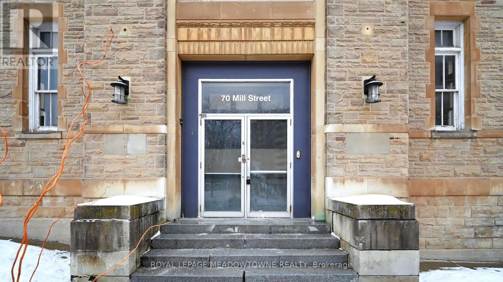 Property image for 10 - 70 MILL STREET|Halton Hills (Georgetown), Ontario L7G2C9