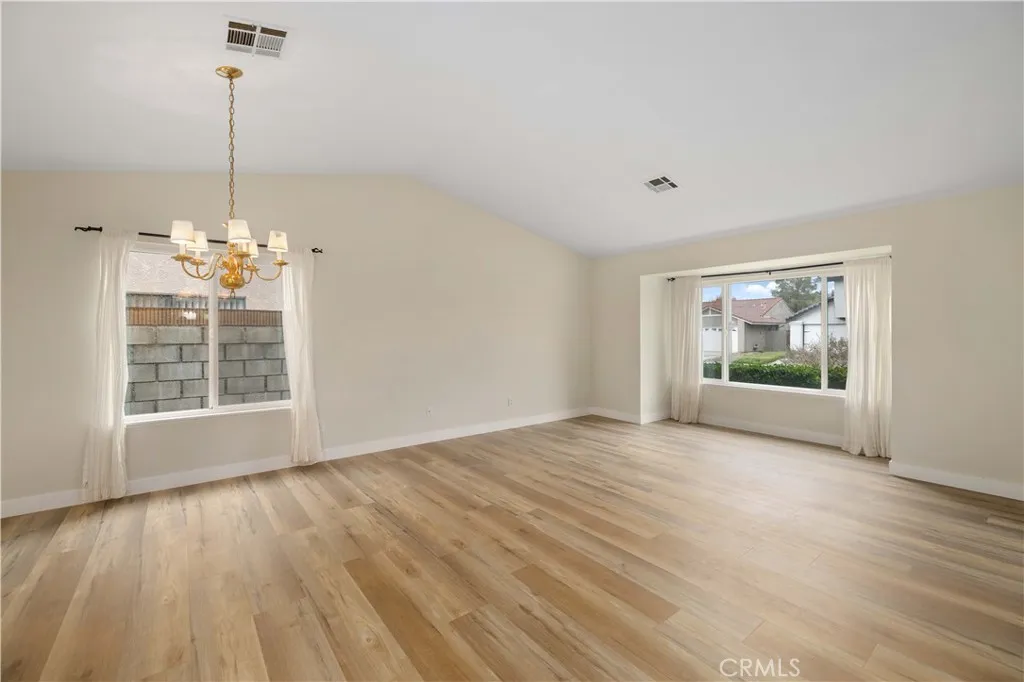 Additional image 7 of 5538 Katrina Pl, Palmdale, CA 93552