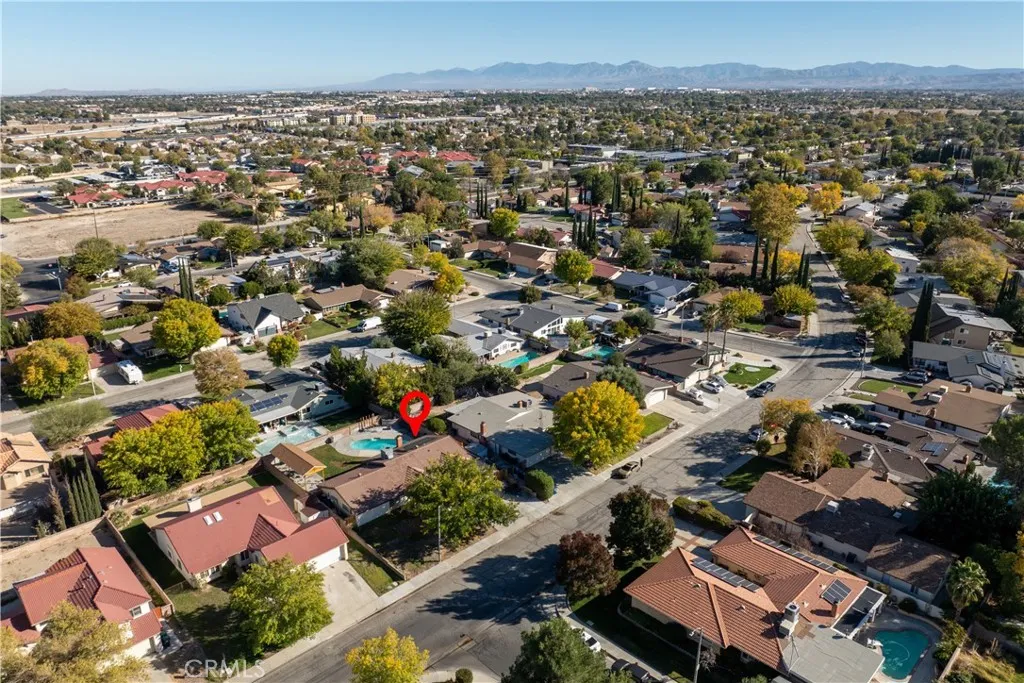 Additional image 3 of 44170 Halcom Ave, Lancaster, CA 93536