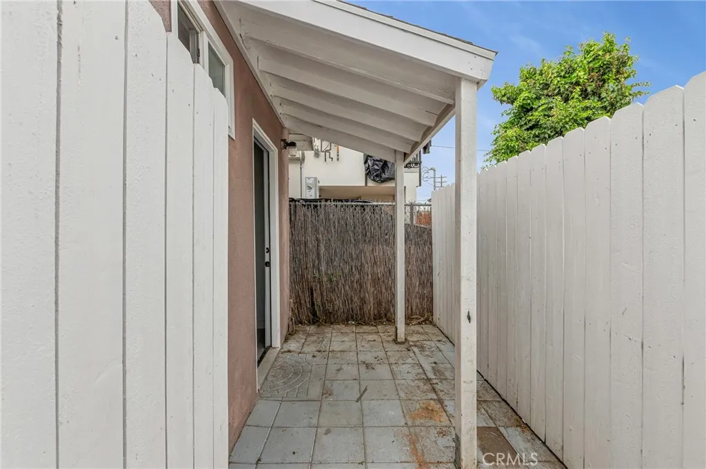 Additional image 100 of 8023 Hooper Ave, Los Angeles, CA 90001