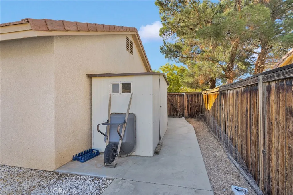 Additional image 28 of 16375 Pauhaska Road, Apple Valley, CA 92307