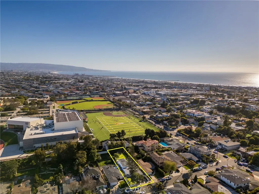 Additional image 62 of 1326 Voorhees Ave., Manhattan Beach, CA 90266