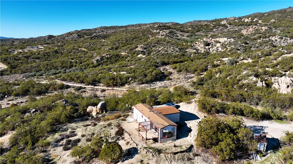 Additional image 14 of 42475 La Brinia Ln, Anza, CA 92539