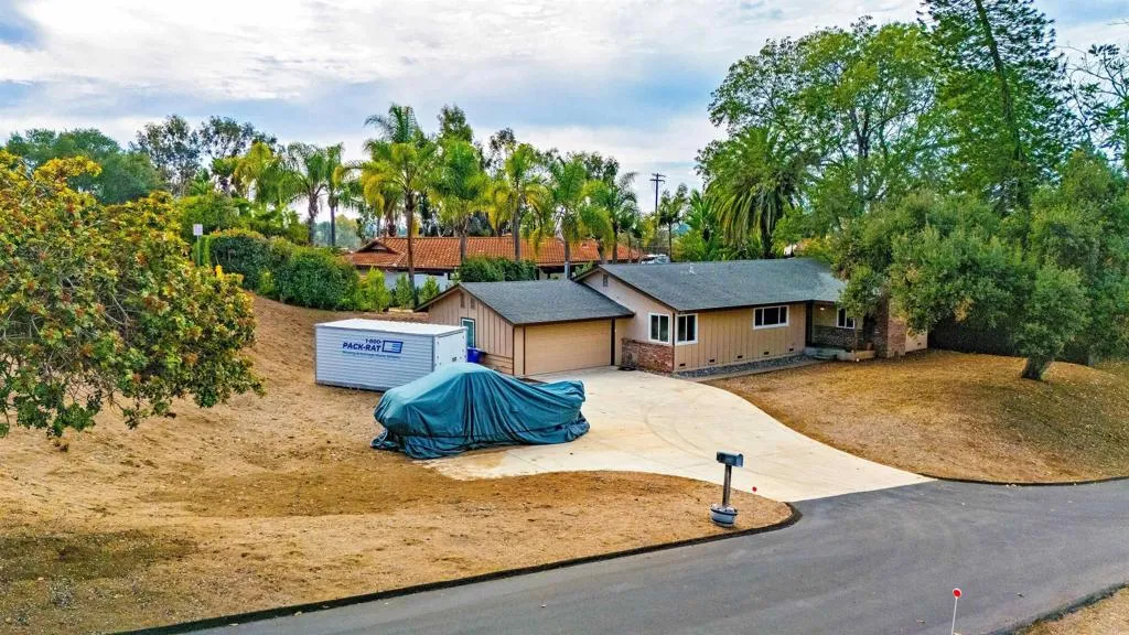 Additional image 46 of 213 Beaumont Drive, Vista, CA 92084