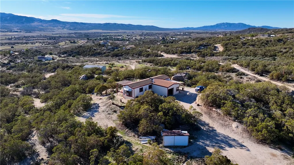 Additional image 15 of 42475 La Brinia Ln, Anza, CA 92539