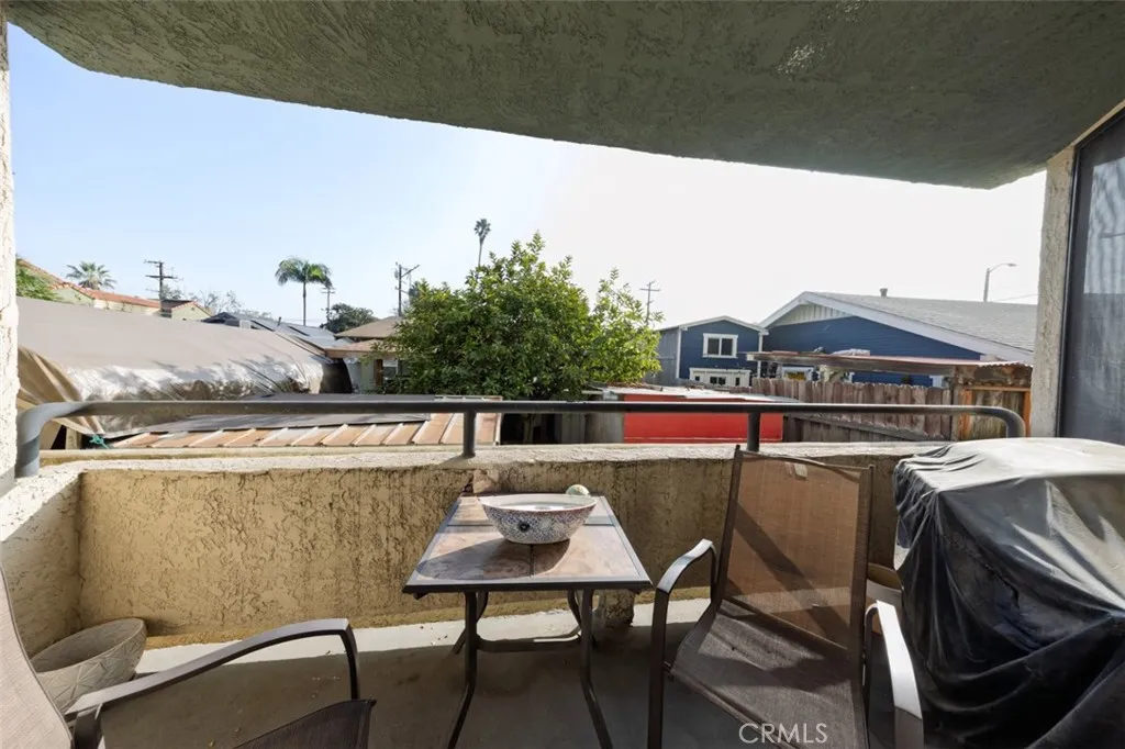 Additional image 37 of 1237 E 6th Street Unit 110, Long Beach, CA 90802