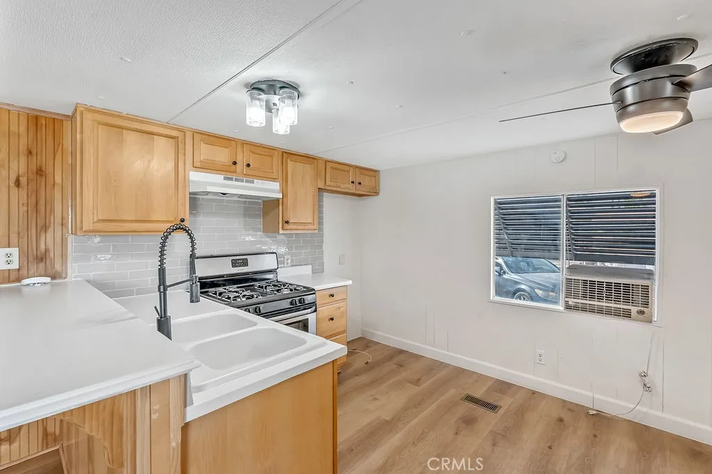 Additional image 6 of 16473 Green Tree Boulevard Unit 46, Victorville, CA 92395