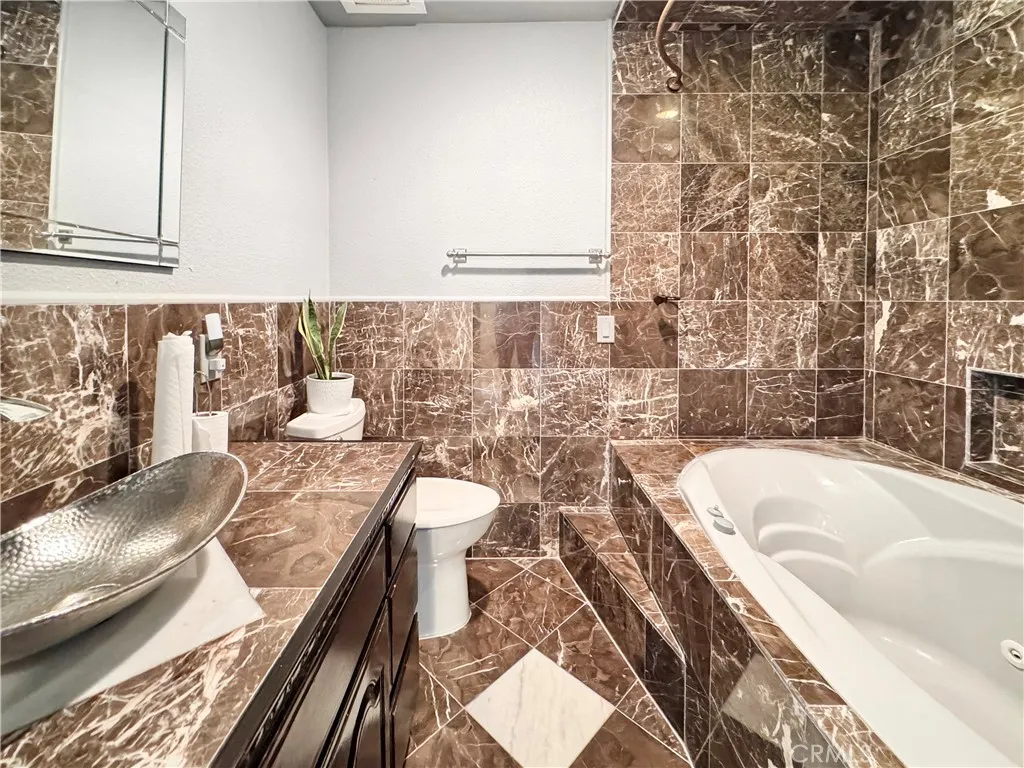 Additional image 13 of 20224 Sherman Way Unit 14, Winnetka, CA 91306