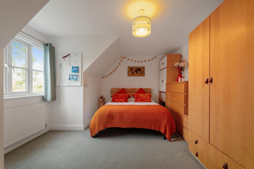 Additional image 29 of Bucknalls Drive, Bricket Wood, AL2