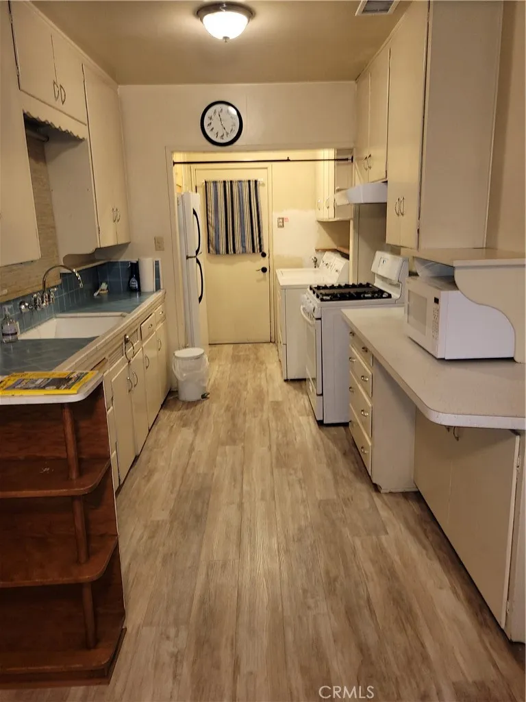 Additional image 24 of 805 Valencia Drive, Colton, CA 92324