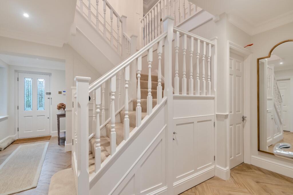 Additional image 4 of London Road, St. Albans, Hertfordshire