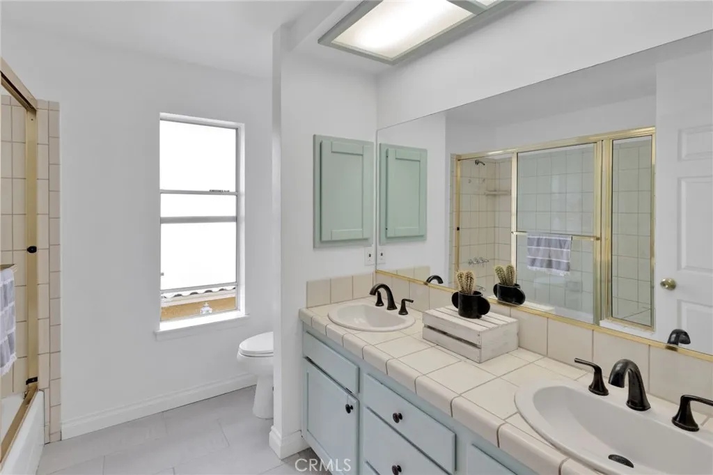 Additional image 88 of 18660 Del Resto Dr, Victorville, CA 92395