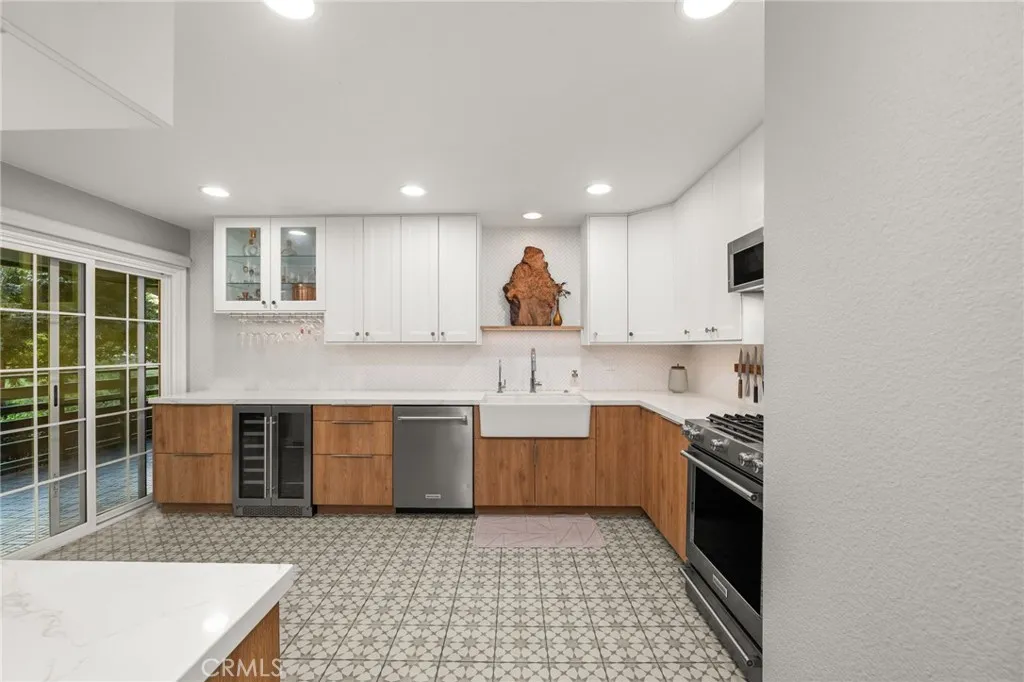 Additional image 11 of 1081 Lakeview Ter, Azusa, CA 91702