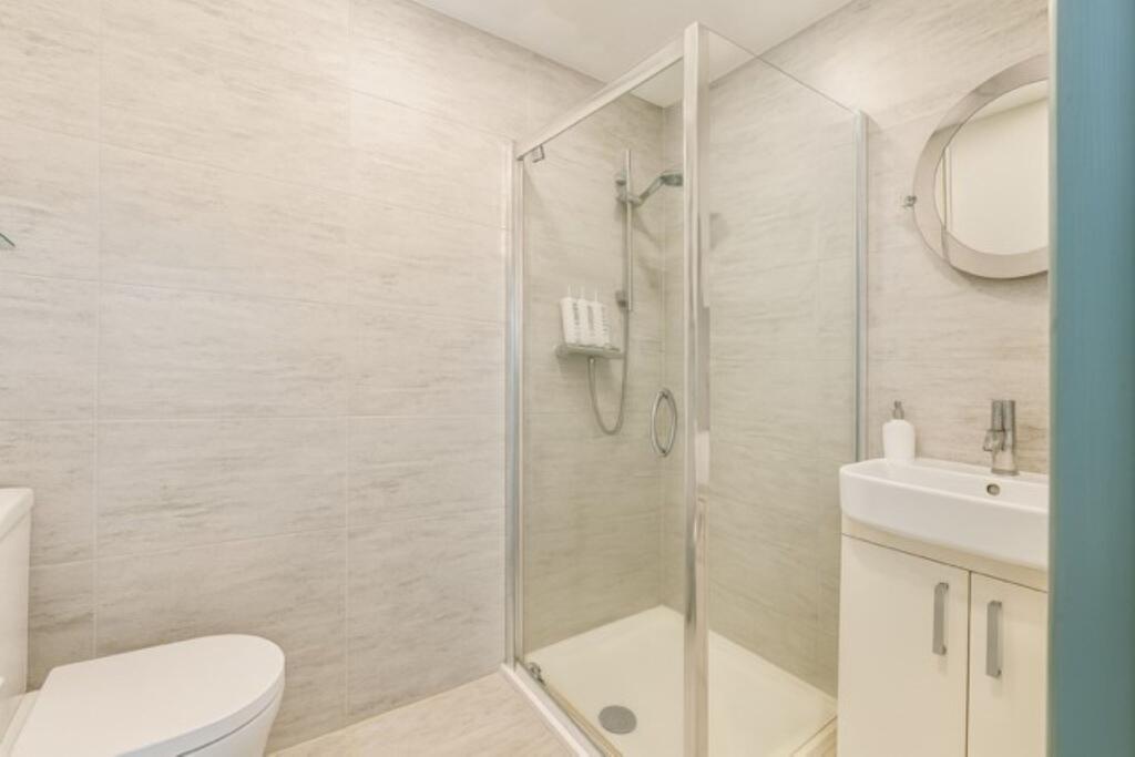 Additional image 11 of Old London Road, St. Albans