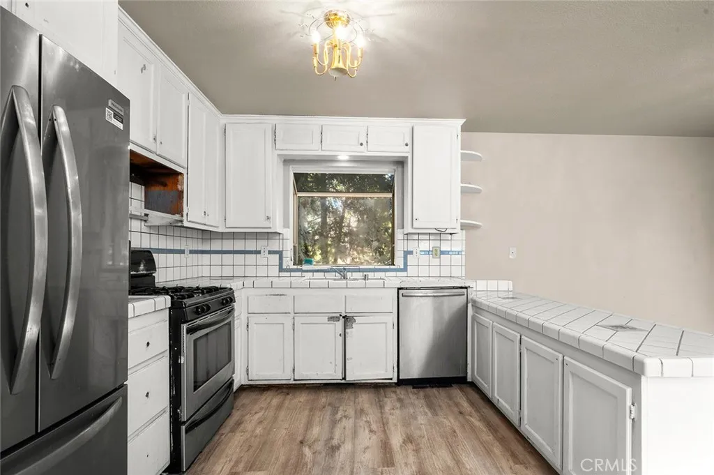 Additional image 14 of 461 Log Lane, Crestline, CA 92325