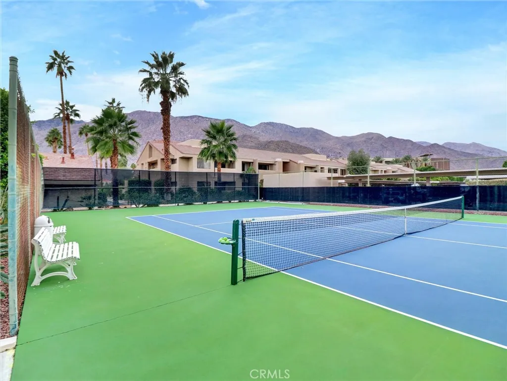 Property image for 222 N Calle El Segundo Unit 565, Palm Springs, CA 92262