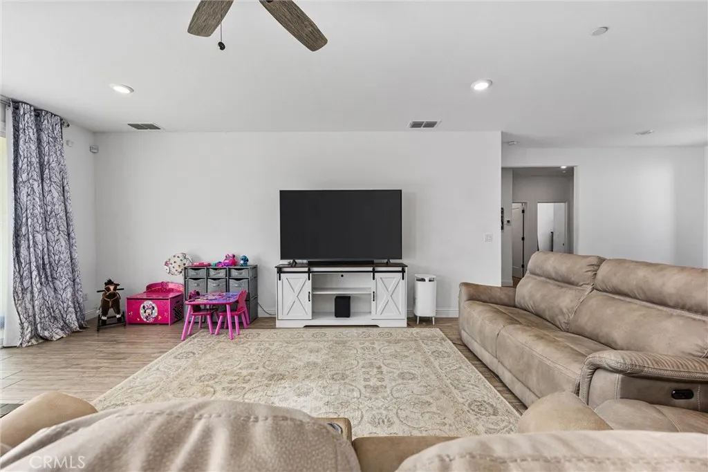 Additional image 13 of 3110 Plaza Pines Ln, Shafter, CA 93263