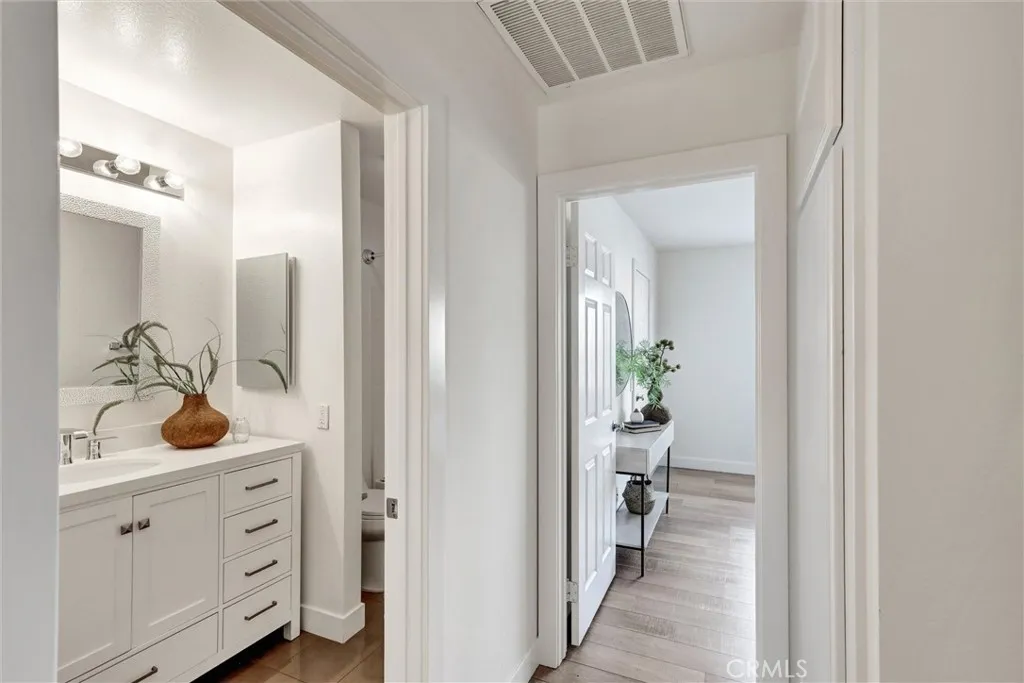 Additional image 27 of 380 W Wilson Street Unit C101, Costa Mesa, CA 92627