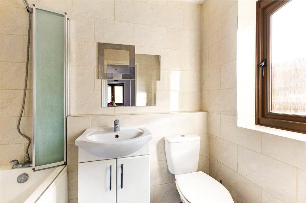 Additional image 5 of Chatsworth Court, Granville Road, St. Albans, Hertfordshire, AL1