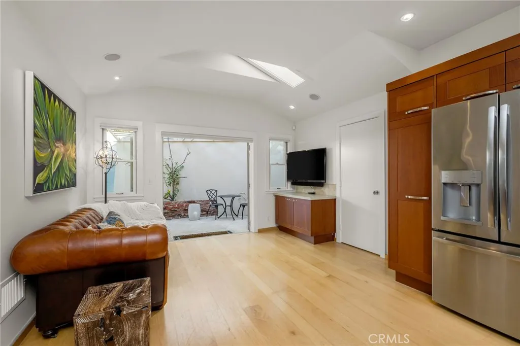 Additional image 11 of 426 Nyes Place, Laguna Beach, CA 92651