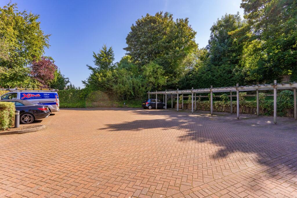 Additional image 13 of Stathams Court, Redbourn