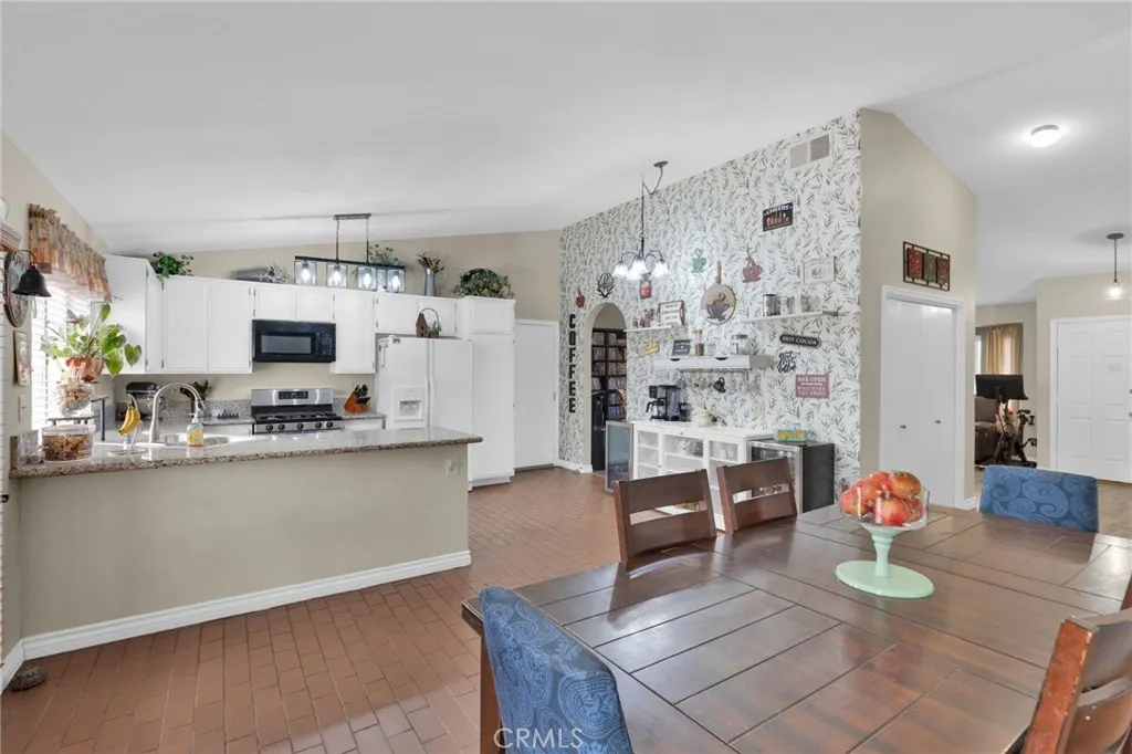 Additional image 60 of 11359 Courtside St, Victorville, CA 92392