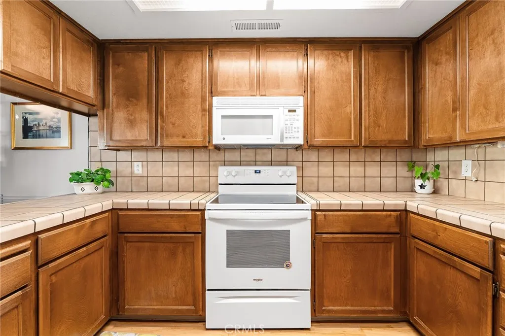 Additional image 8 of 12217 S Stoneridge, Paradise, CA 95969