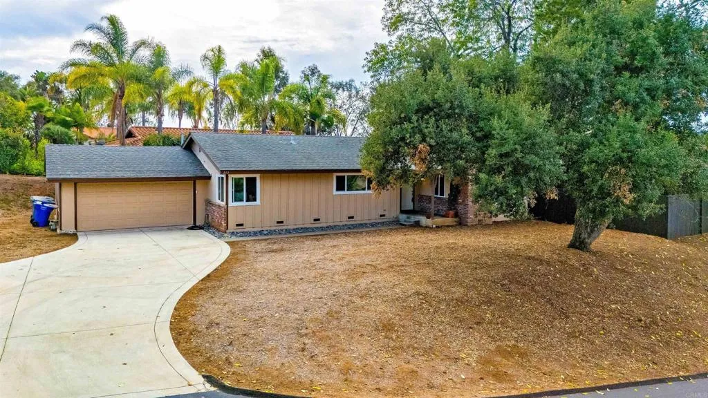 Additional image 25 of 213 Beaumont Drive, Vista, CA 92084