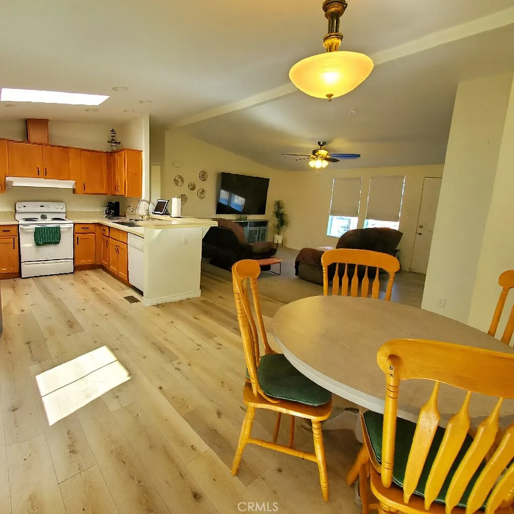 Additional image 10 of 21621 Sandia Road Unit 95, Apple Valley, CA 92308