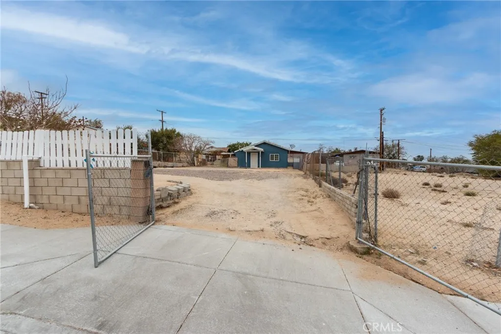 Additional image 2 of 15524 5th, Victorville, CA 92395