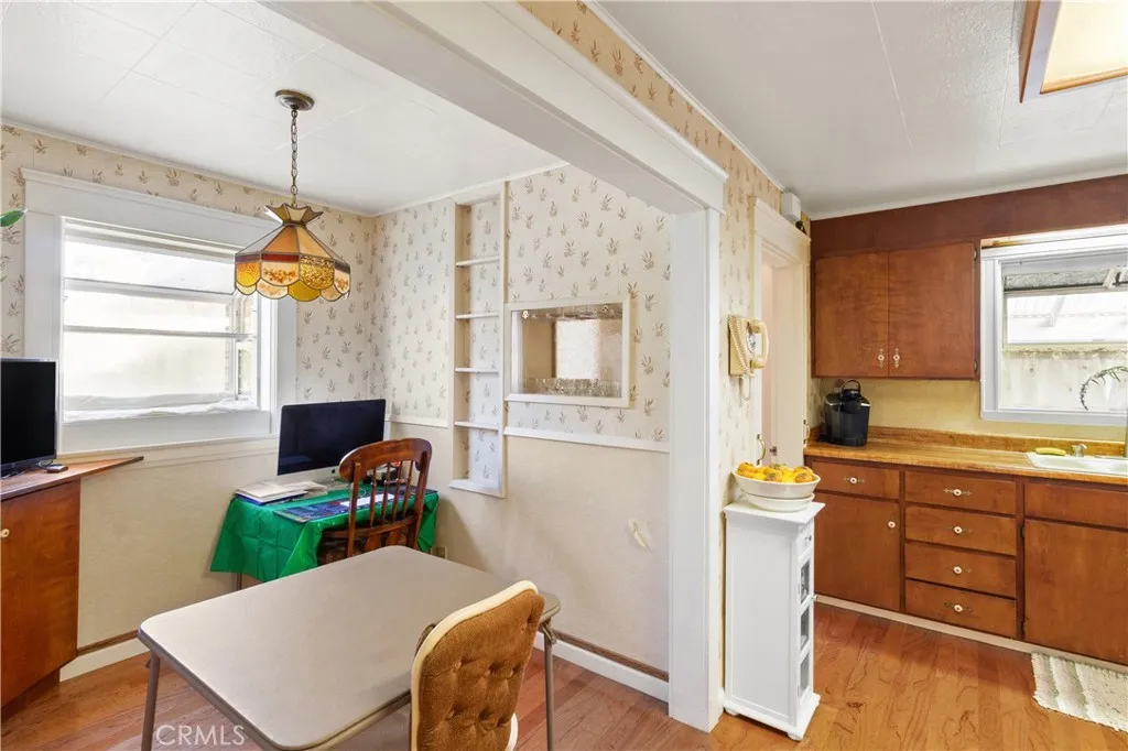 Additional image 48 of 1037 W Magnolia St W, Stockton, CA 95203